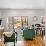 2Br Minimalist Apt In Logan Sq Near Train & Stores - Milwaukee 2