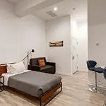 Cabin 105 By 747 Lofts