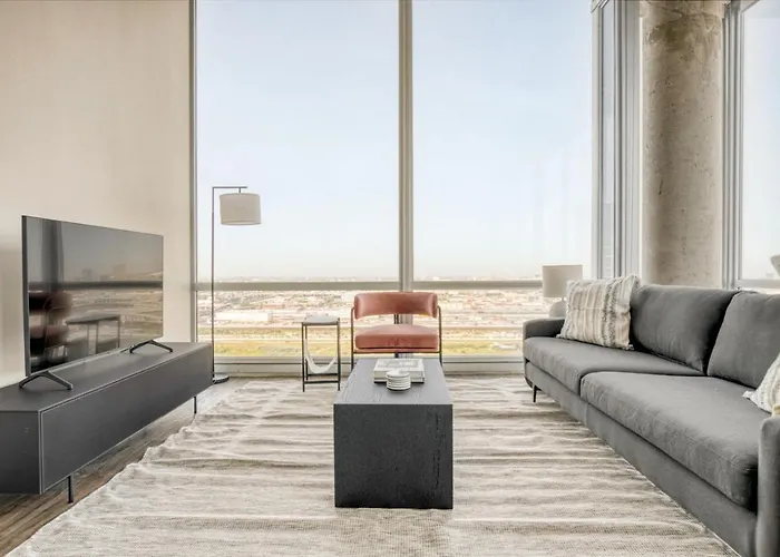 South Loop 2Br W Gym Roof Nr Grant Park Chi-770