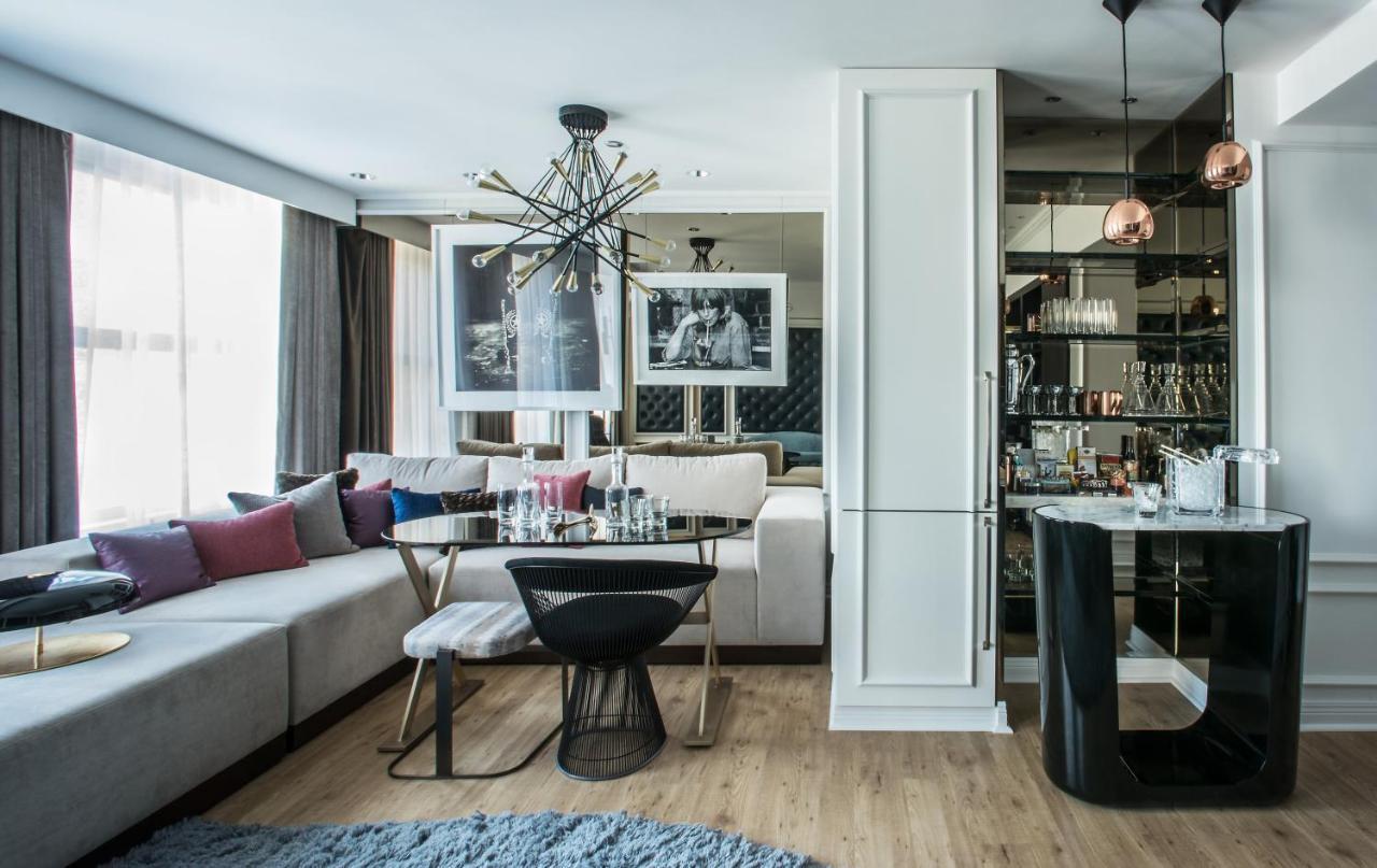 Virgin 4* Chicago