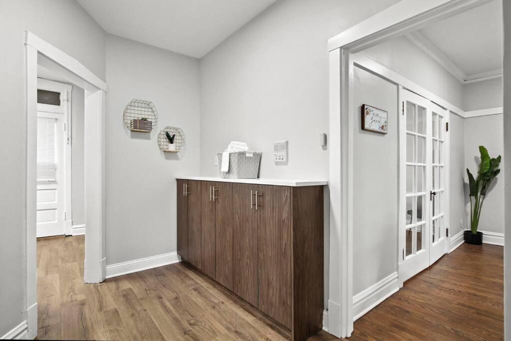 2br Stylish In Avondale Close To Shops - Roscoe 1w *