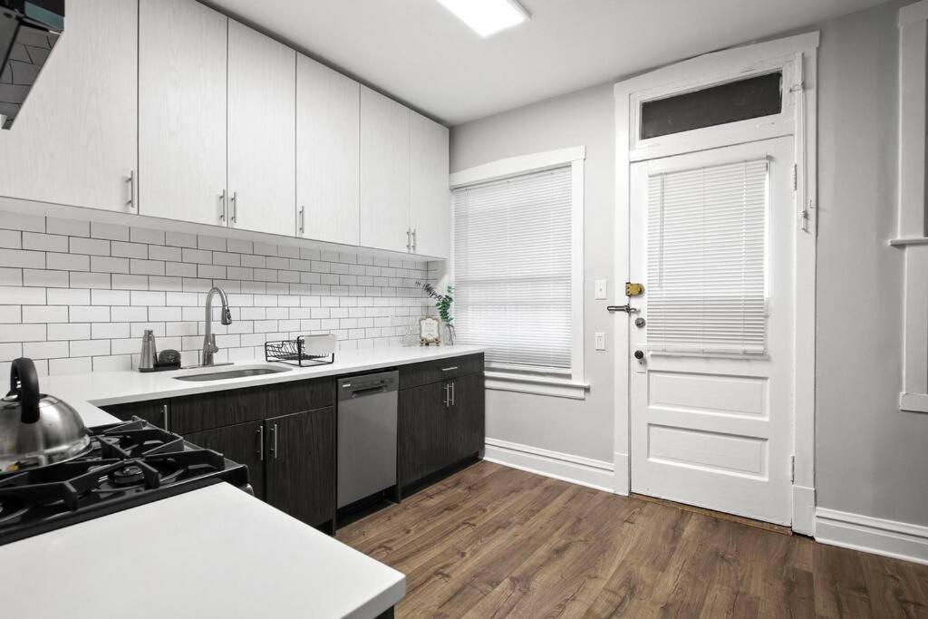 2br Stylish In Avondale Close To Shops - Roscoe 1w Chicago