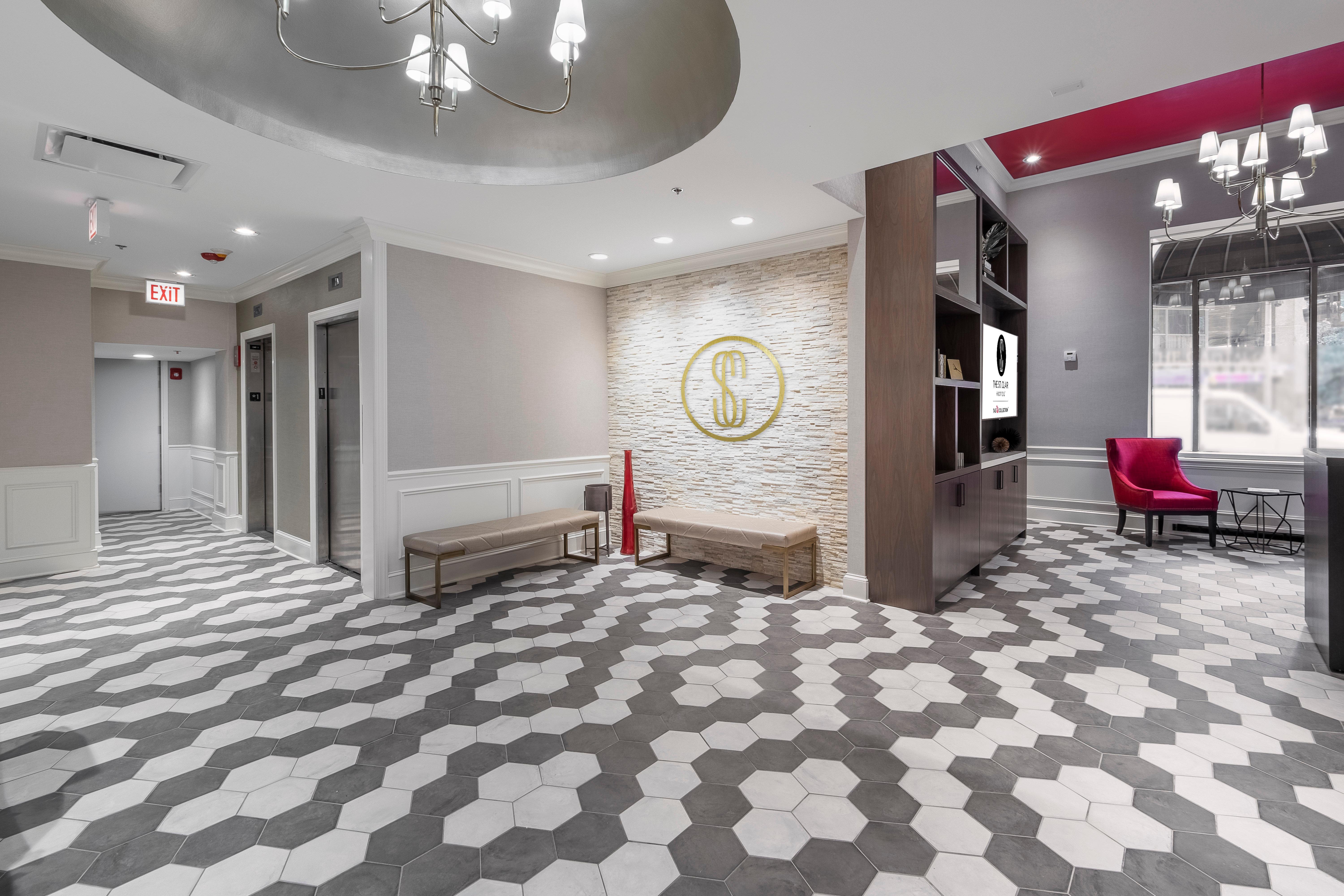 Saint Clair - Magnificent Mile 4*