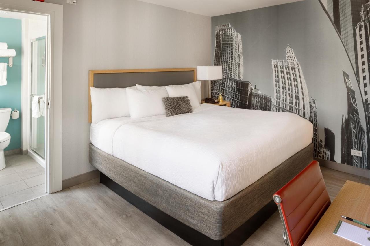 Hotel Saint Clair - Magnificent Mile