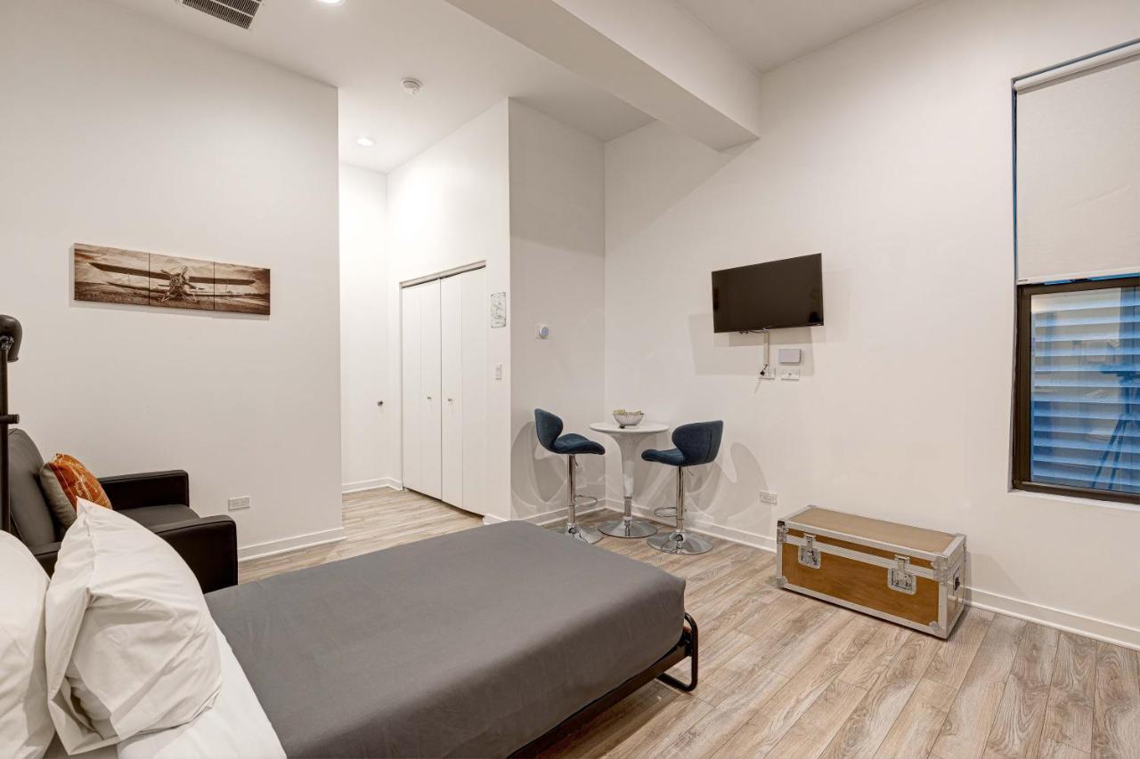 105 By 747 Lofts Hotel
