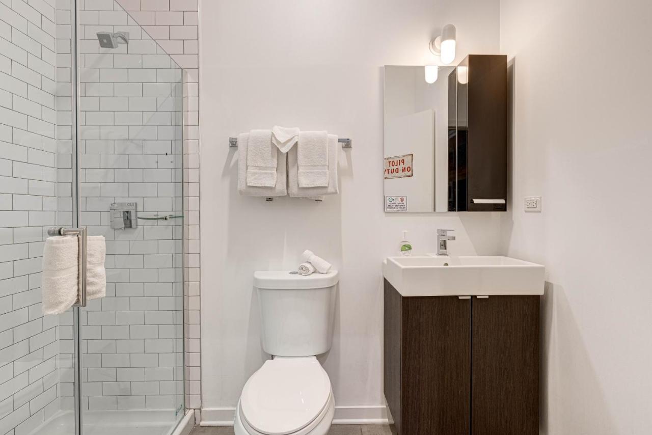 Hotel 105 By 747 Lofts Chicago