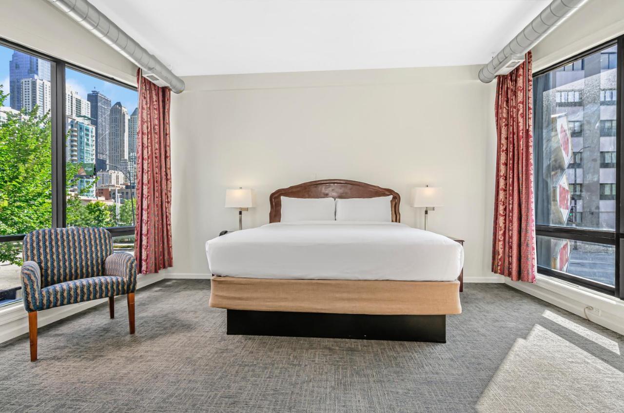 Ohio House 3* Chicago