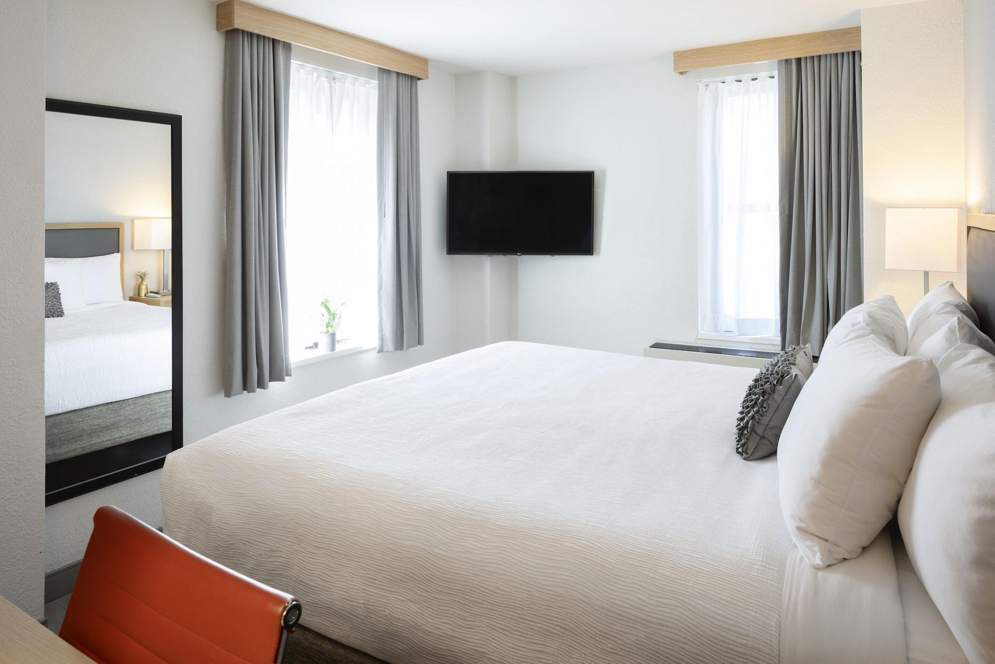 Saint Clair - Magnificent Mile 4* Chicago