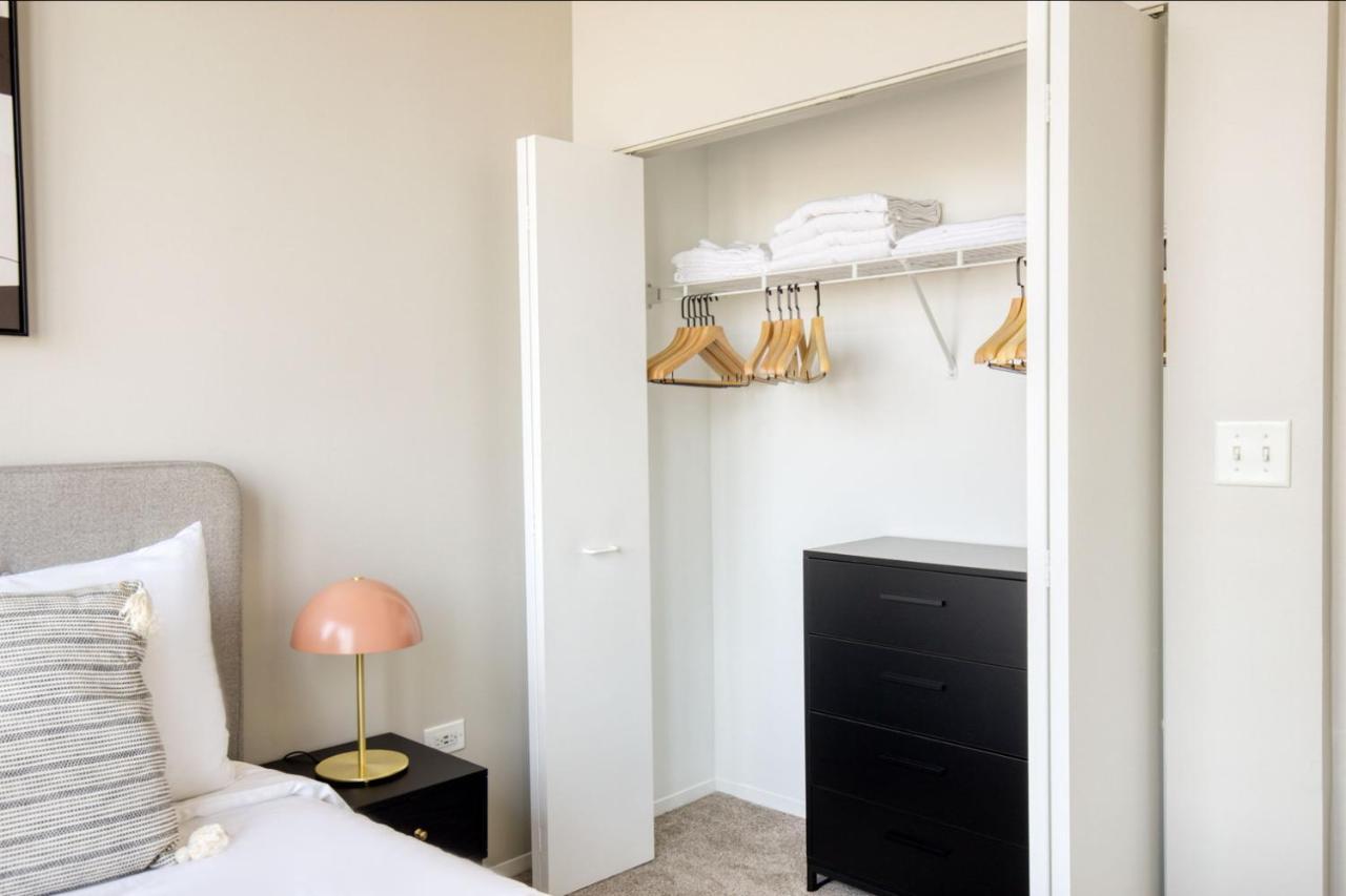 South Loop 2br W Gym Roof Nr Grant Park Chi-770 Apartment