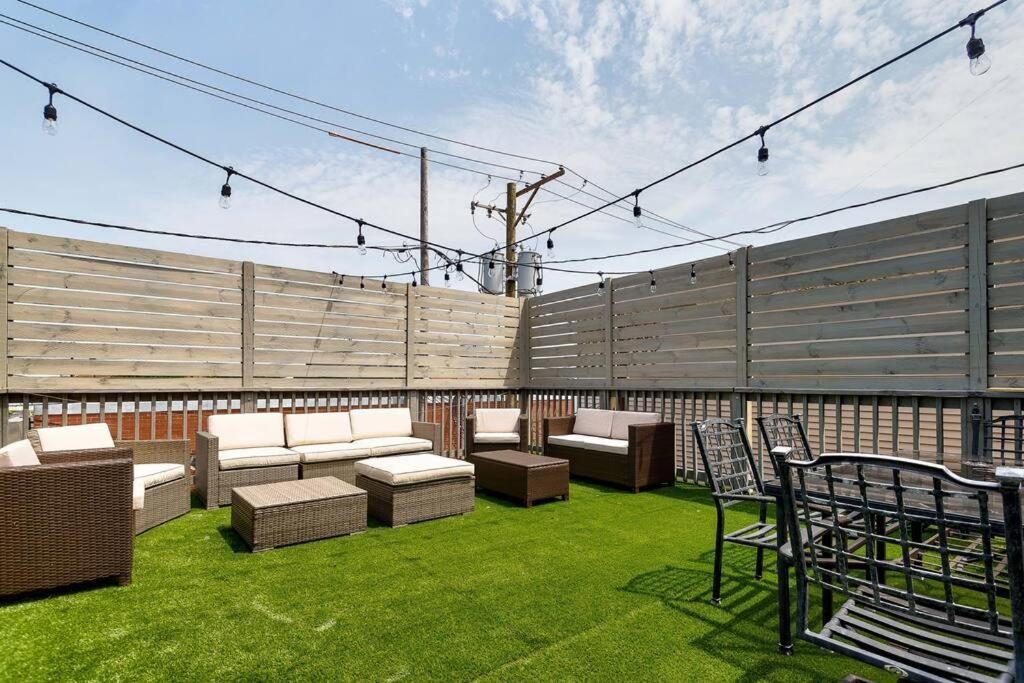 Central Access To Patio 1 * Chicago