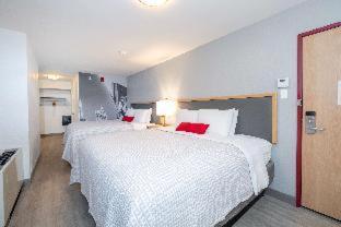 Saint Clair - Magnificent Mile 4*