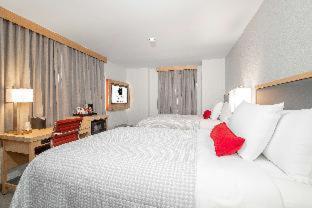 Saint Clair - Magnificent Mile Hotel