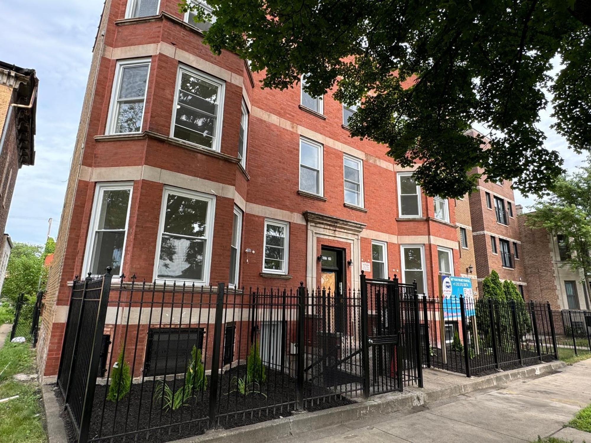 Chic Euro Getaway- Close To Downtown *