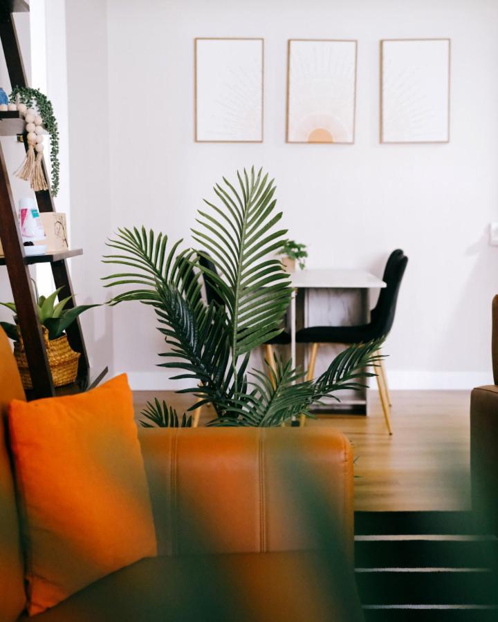 Luxurious New Remodeled Apartment *