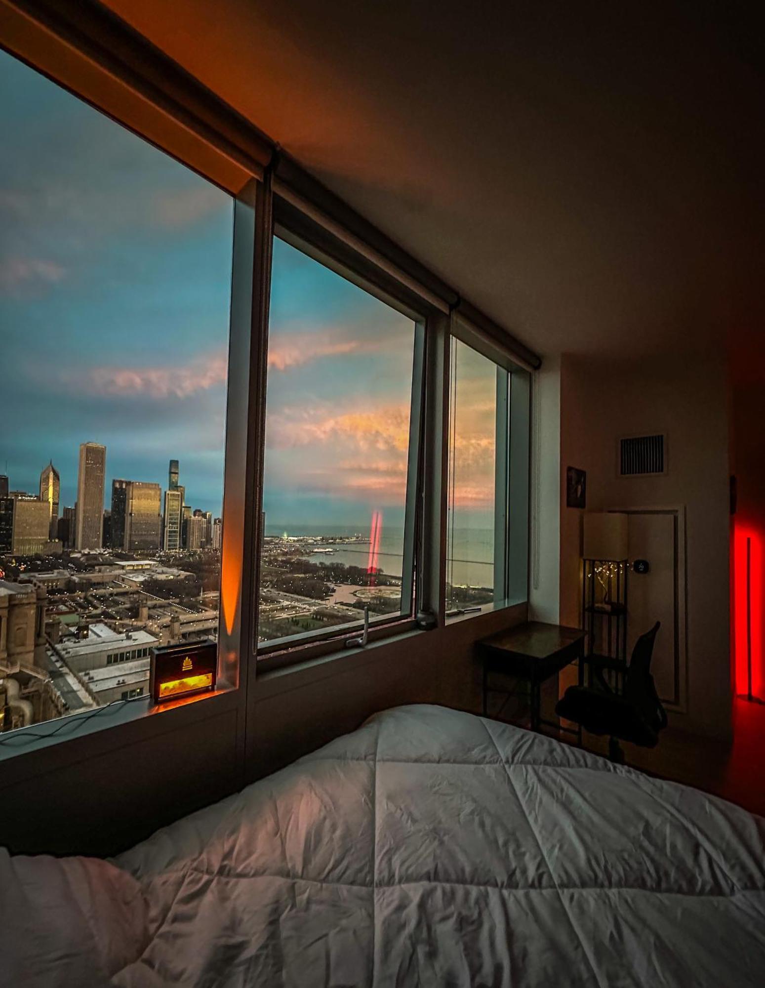 Nvcll Hotel