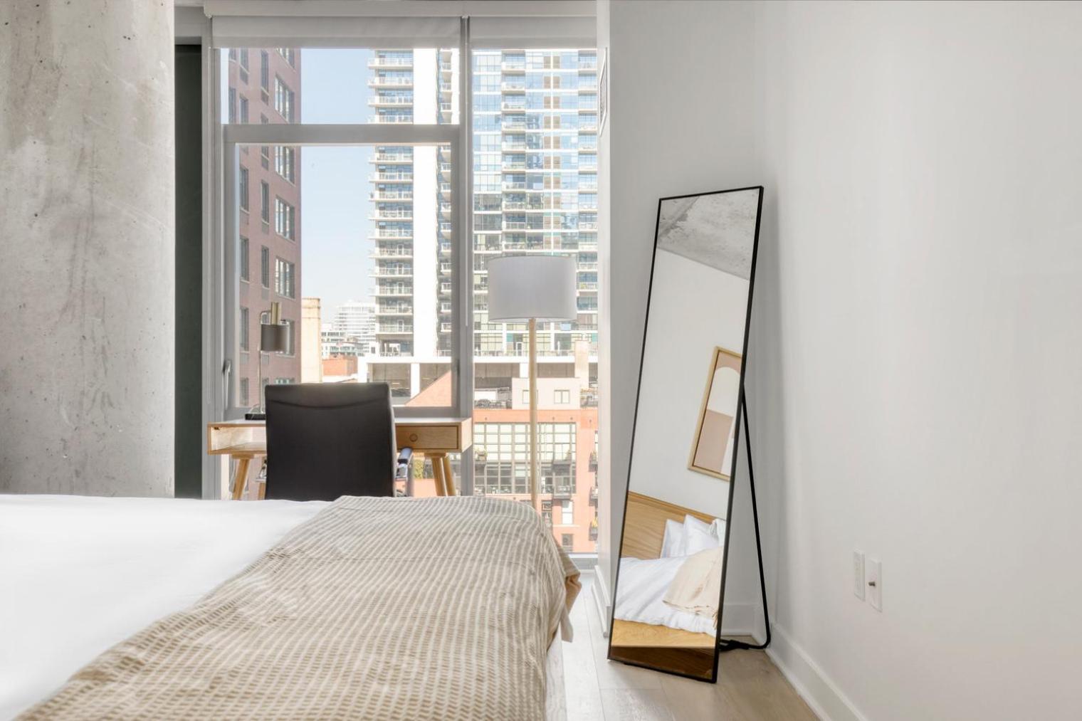 Apartment River North 1br W Gym Pool Roof Nr Riverwalk Chi-819