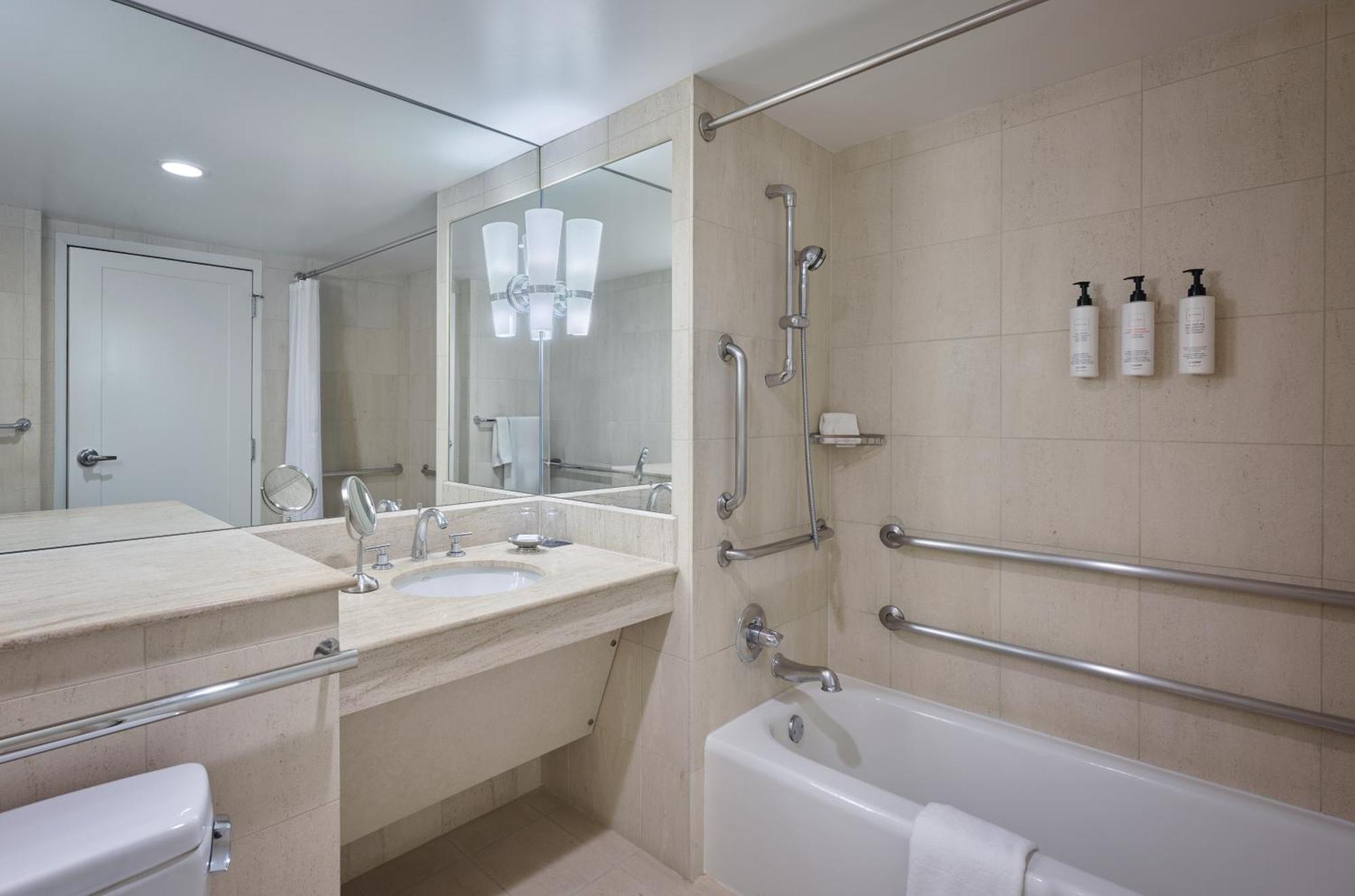 Hotel Swissotel 4*