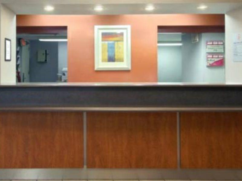 Hotel Saint Clair - Magnificent Mile