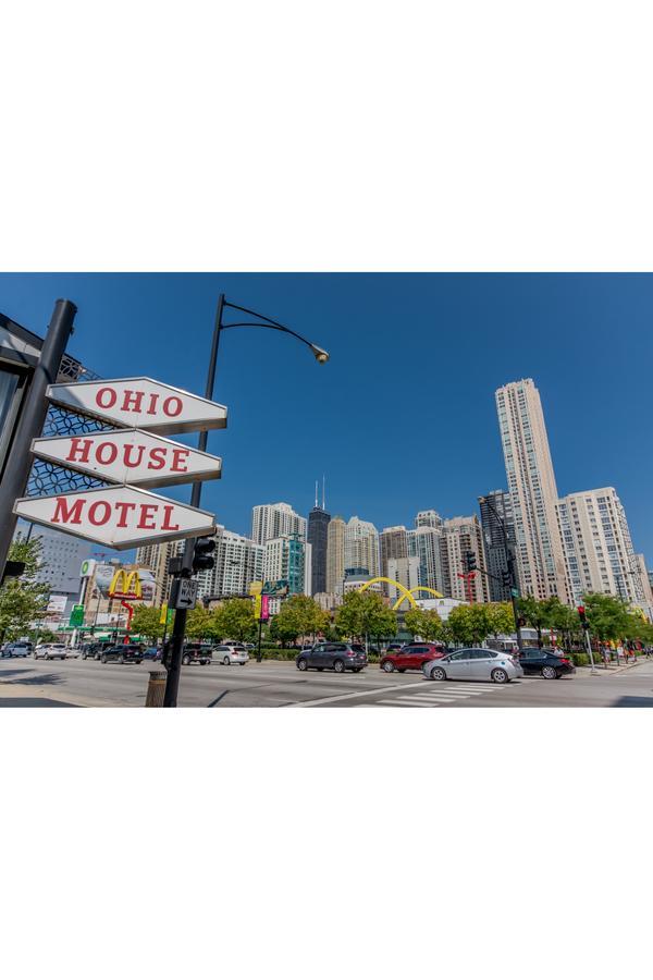 Motel Ohio House