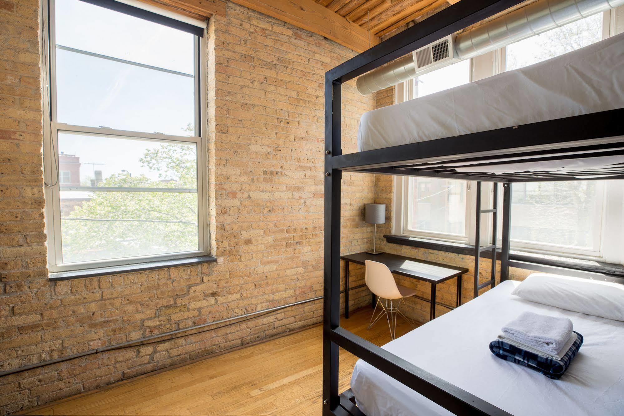 Urban Hostel *