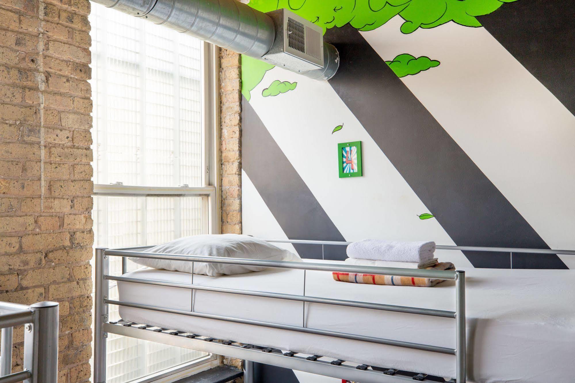 Hostel Urban