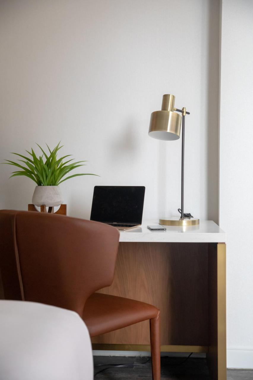 Hotel Essex 4*