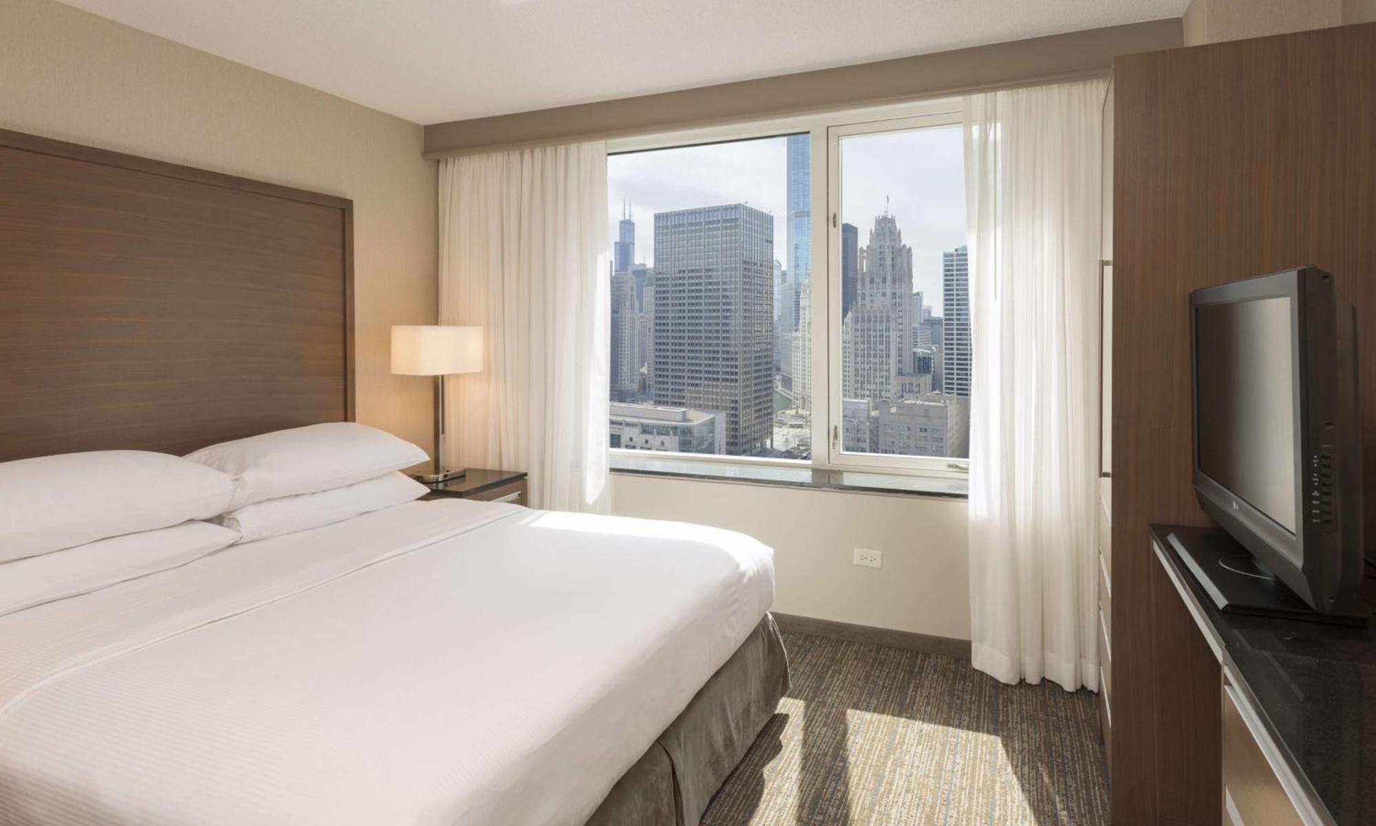 Embassy By Hilton Downtown Magnificent Mile Chicago