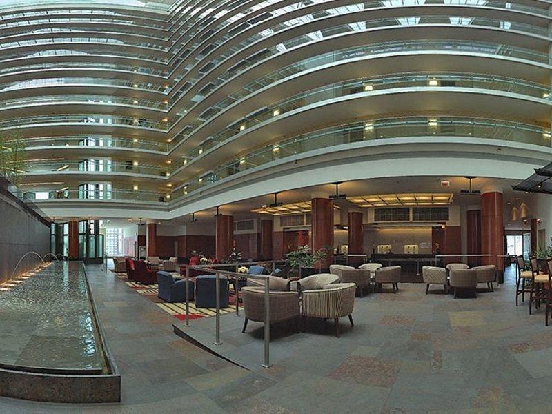 Hotel Embassy By Hilton Downtown Magnificent Mile