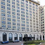 Frontdesk Dashing 1 Bedroom Apt Near The Smart Museum