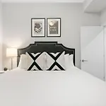2Br Trendy Urban Apartment - Division 102W