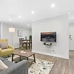 Modern & Stylish 1Br Apt In The Center Of Lakeview - Oakdale 209 Rep