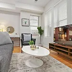 1Br Deluxe Apartment Near Shops & Cafes - Ashland 1F