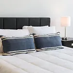 Stylish Modern 1Br Suite Right By Loyola University - Staygia