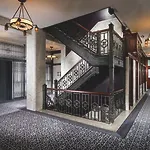 Staypineapple, An Iconic Hotel, The Loop