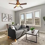 Irving Park 3Br Apartment With Full Kitchen - Belle Plaine 2W