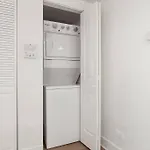 Roomy 1Br Apartment With Laundry - Aberdeen 1