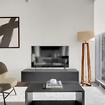 River N 1Br W Gym Lounge Roof 1 Block To L Chi-660