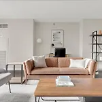 Streeterville 2Br W Deck Gym Nr Beach Park Chi-589