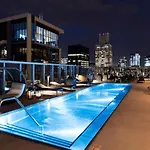 Loop Studio W Gym Pool Nr Chicago Riverwalk Chi-240