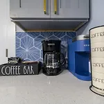 2Br Modern And Cozy Apt Logan Square Pet Friendly