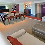 Crowne Plaza - Chicago West Loop By Ihg
