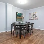 Beautiful Remodeled Penthouse Unit In Old Town