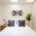 Calming 3-Bedroom Apartment With Patio - Milwaukee N3