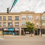 Calming 3-Bedroom Apartment With Patio - Milwaukee N3