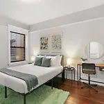 Modern & Spacious 3Br Apt With In-Unit Laundry - Bstone 2