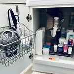 Homey And Private 1 Bed Located 15Min To City