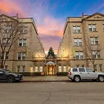 Chic & Contemporary Studio Apartment - Bstone 120