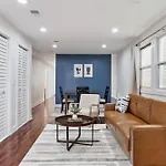 Contemporary 3Br Irving Park Gem Near Expressway
