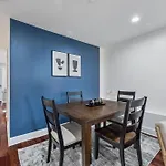 Contemporary 3Br Irving Park Gem Near Expressway