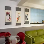 Japanese Themed 2Bedroom In Gold Coast For Up To 4 Guests With Optional Valet Parking